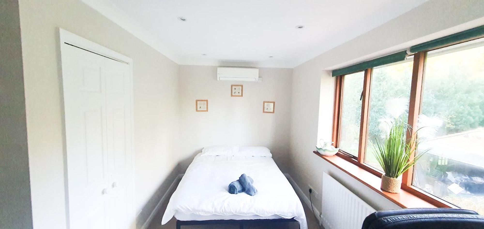 Old Slade Cottage - Train To London 30Mins, Heathrow 15Mins Away,Free Parking - En-Suit Rooms West Drayton (Middlesex) Quarto foto